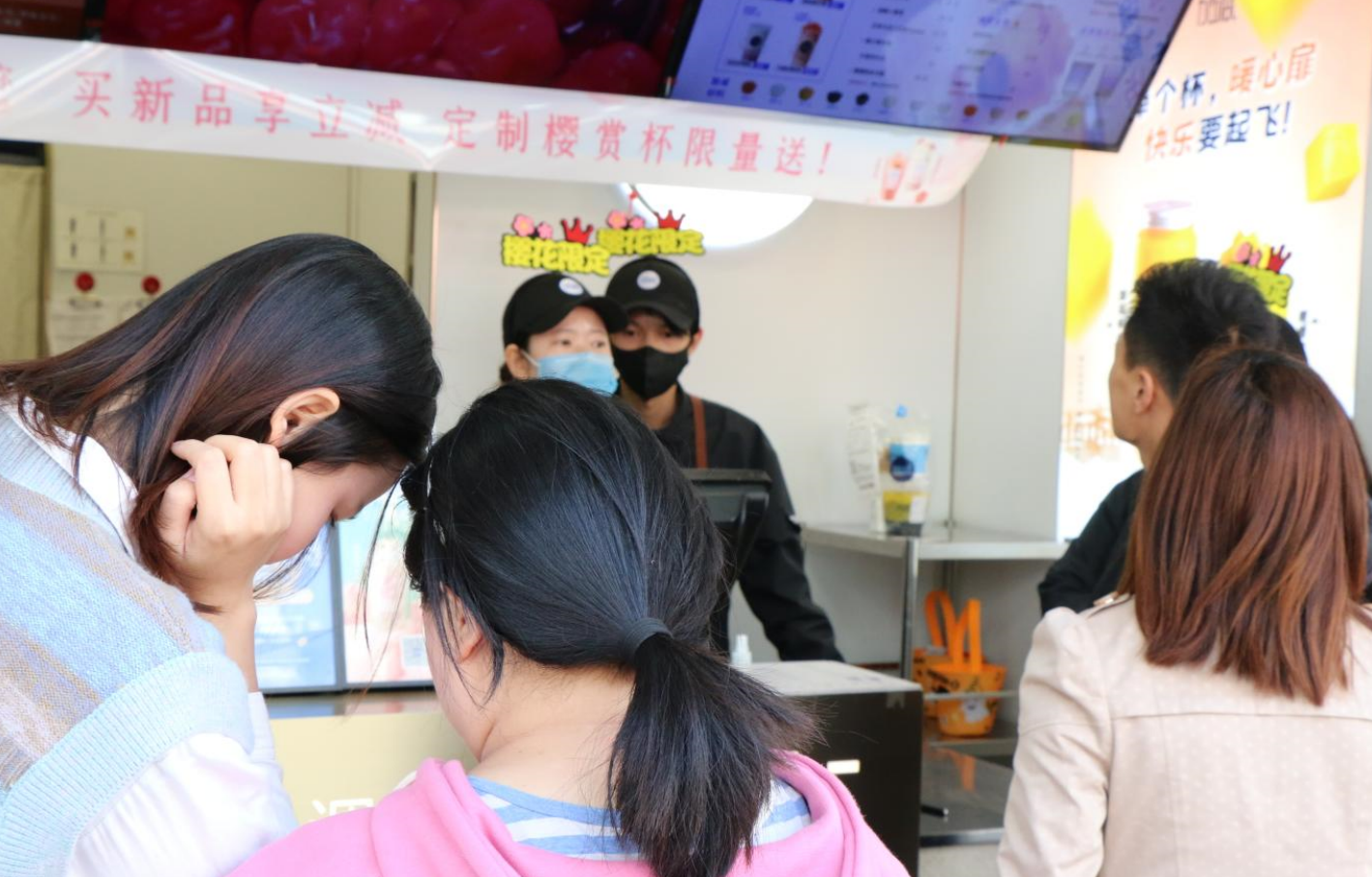 星空体育奶茶：一家奶茶店的发展需要重点关注哪两个问题
